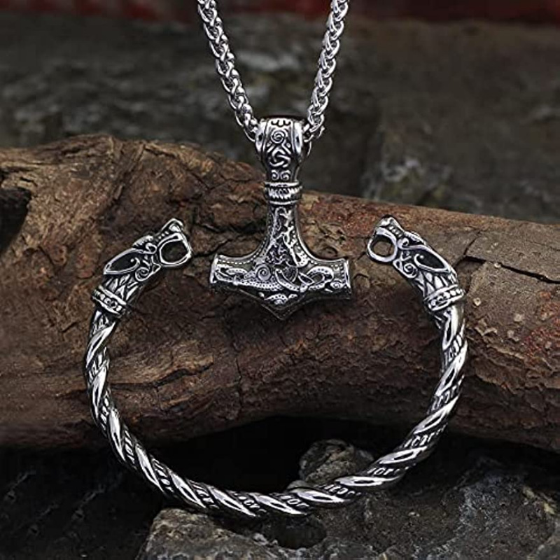 Conjunto de dos piezas: colgan - Wolf Jewelry & Watches Tampa reseña y precio
