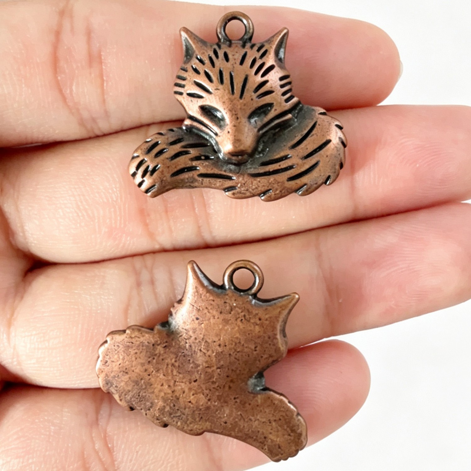 5 unidades de dijes de aleació - Wolf Jewelry & Watches Tampa reseña y precio